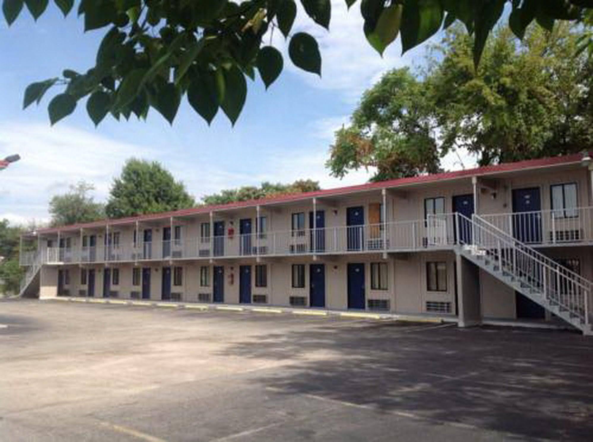 Hotel Petersburg Va I-95 & E Washington St ภายนอก รูปภาพ