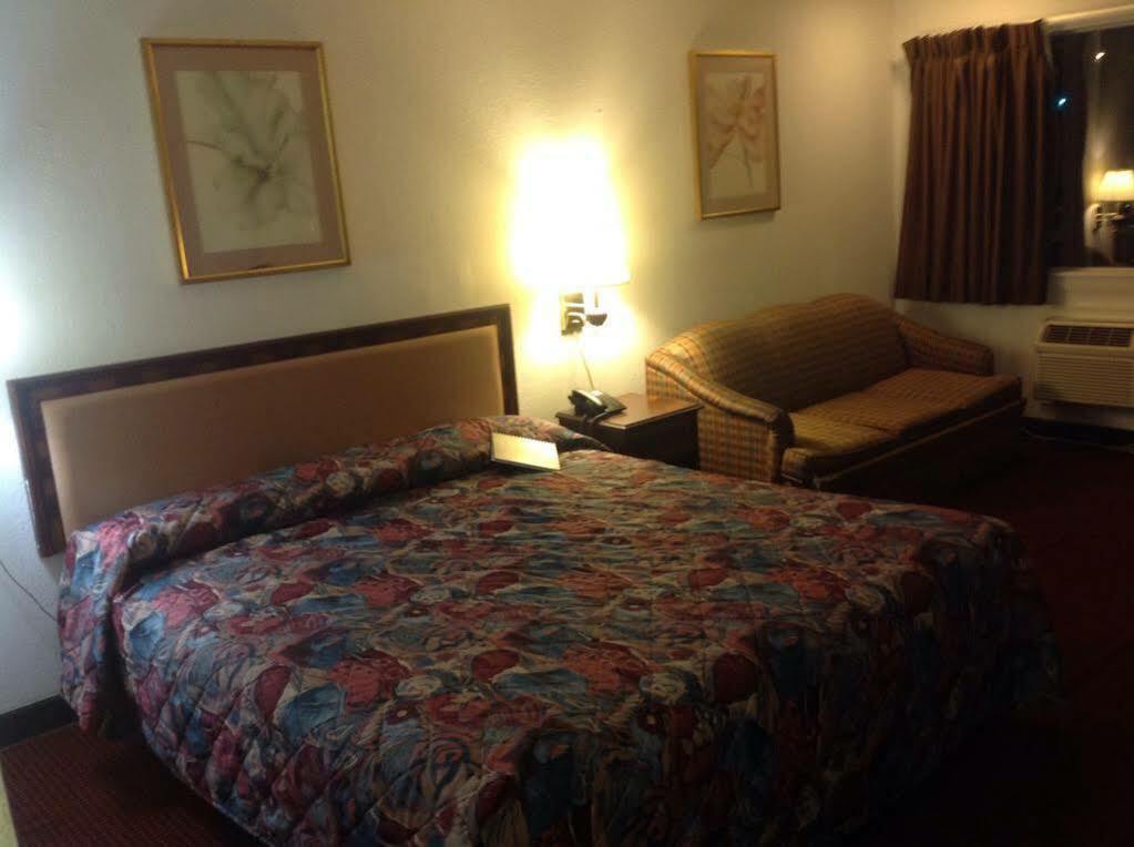 Hotel Petersburg Va I-95 & E Washington St ภายนอก รูปภาพ